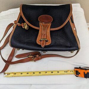 Vintage Dooney & Bourke Crossbody Essex Purse